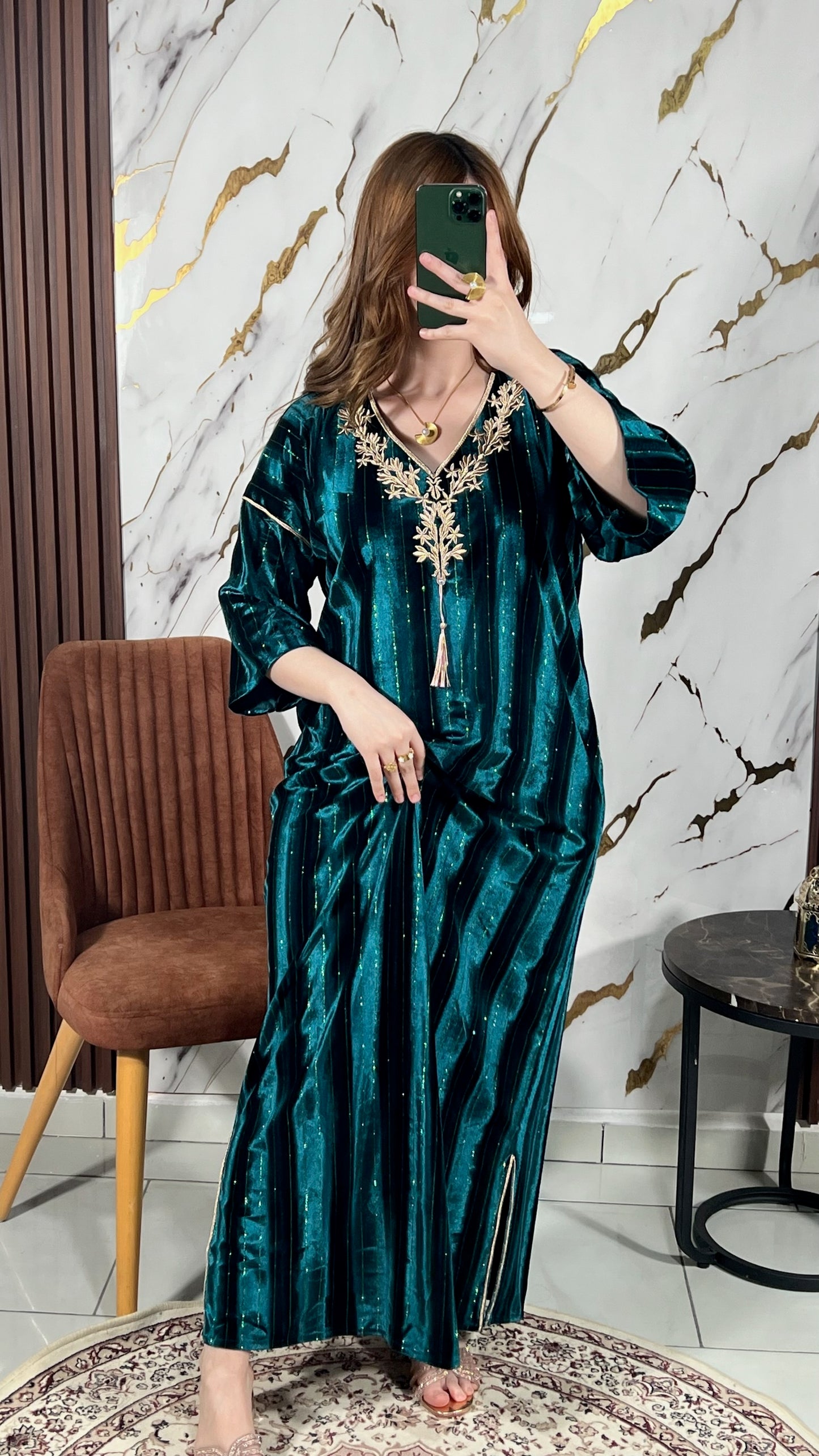 Robe Mahra